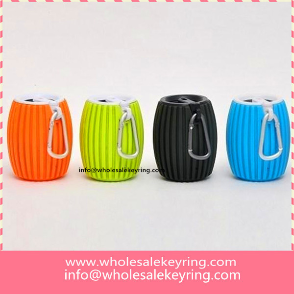 Out sports speaker keyring portable loudspeaker keychain wholesale 600