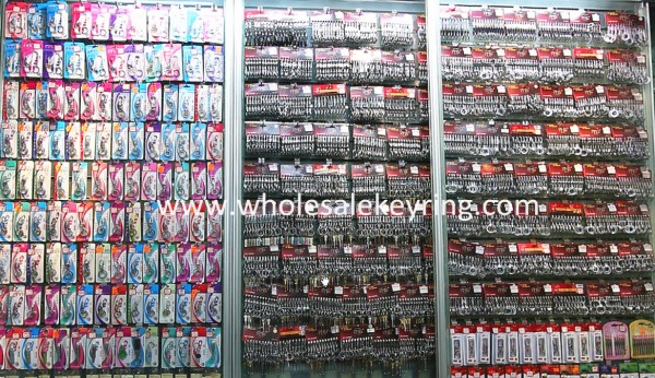 wholesale keyring products display -1