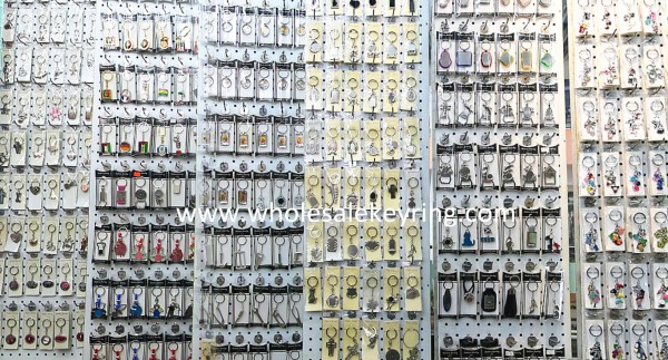 wholesale keyring products display -3